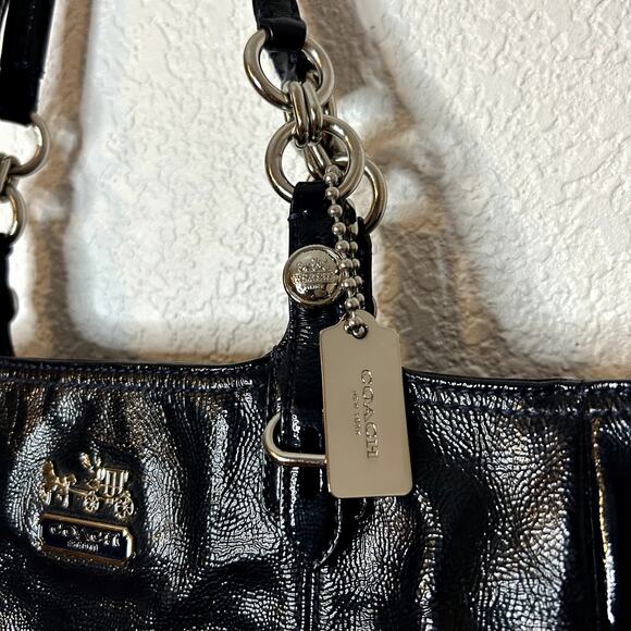 Coach Carryall Madison Handbag Navy Patent Leather Silver Logo - Picture 3 of 9